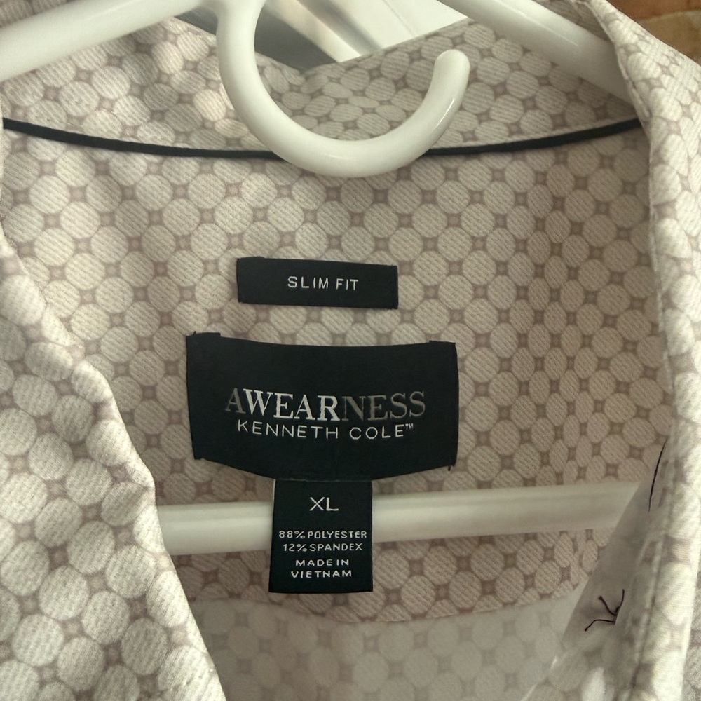 Awearness Kenneth Cole loose Fit Top in Light Beige Pattern